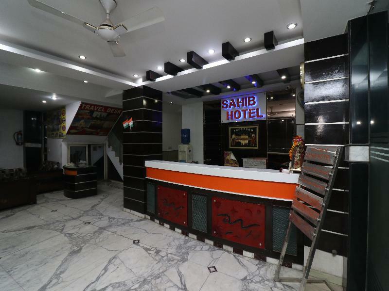 Oyo 27823 Hotel Sahib Dillí Exteriér fotografie